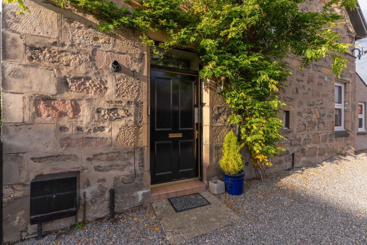 Luxury Inverness Central Apartment Private Parking Eksteriør bilde
