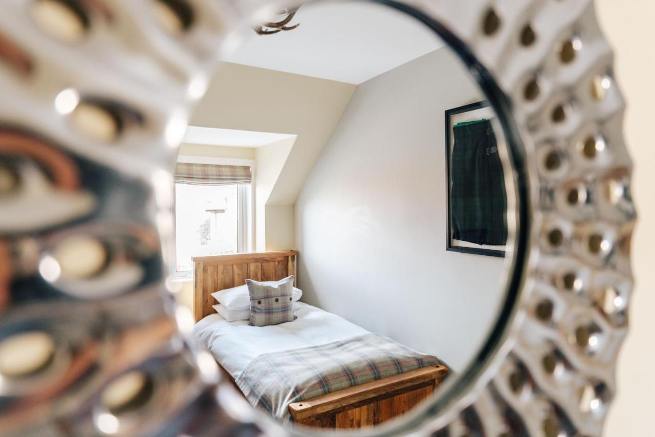 Luxury Inverness Central Apartment Private Parking Eksteriør bilde